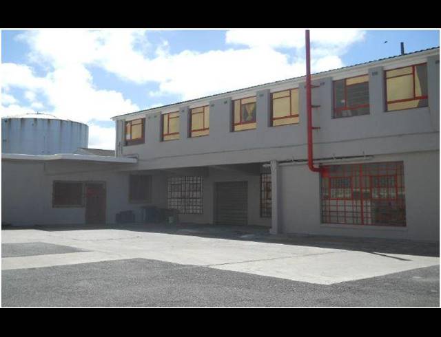 370M² FACTORY TO LET IN PAARDEN EILAND